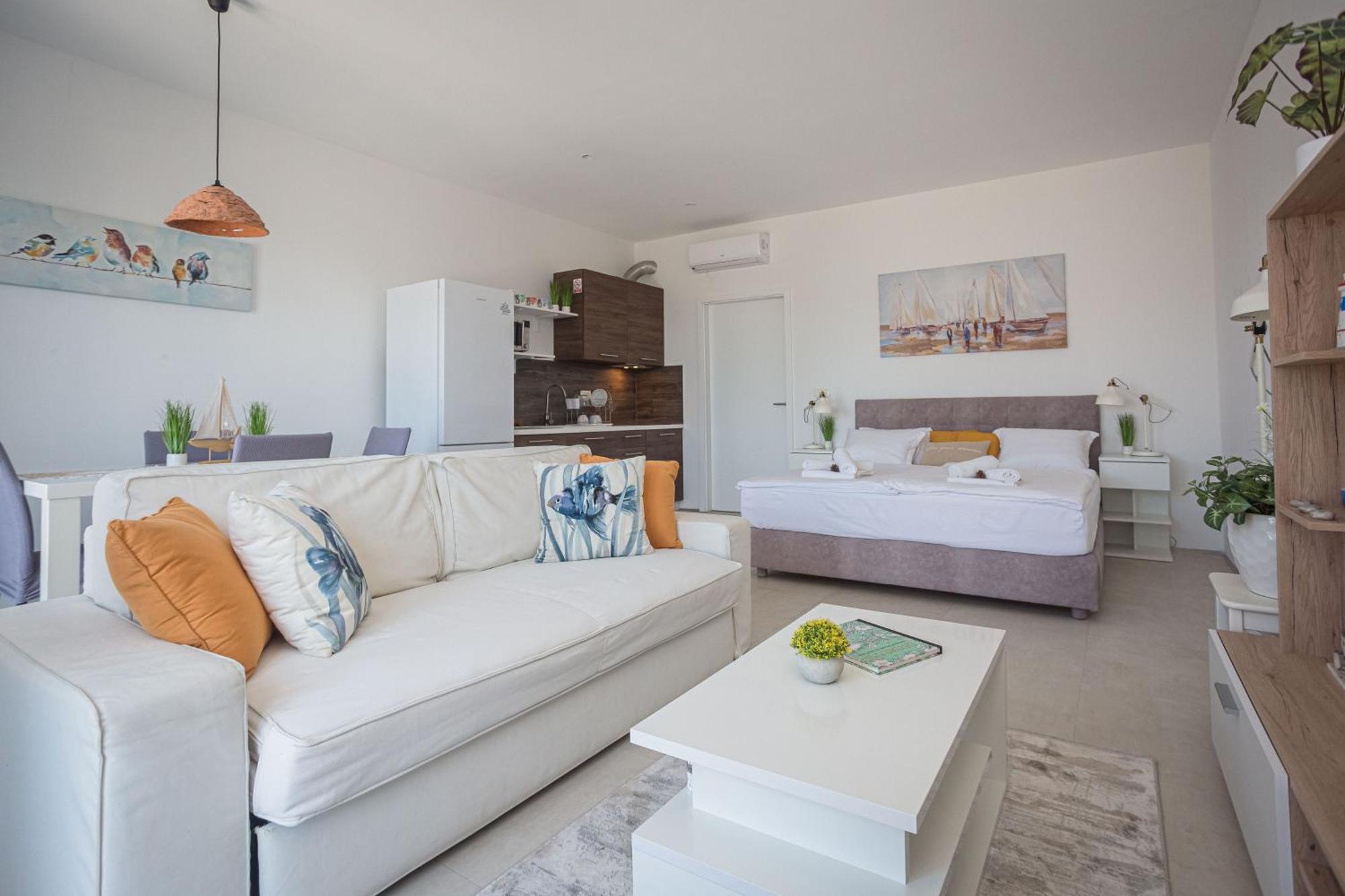 Villa Jolara With Heated Pool Mimice Exterior photo
